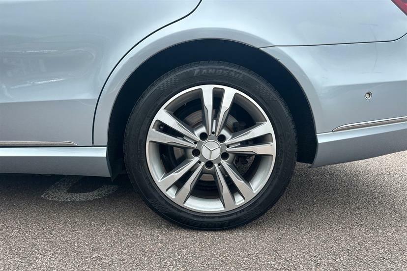 Mercedes-Benz E Class E220 Cdi Se 7G-tronic Silver #4