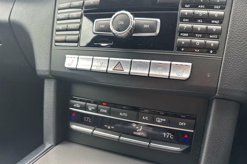 Mercedes-Benz E Class E250 Cgi Blueefficiency Sport Black #33