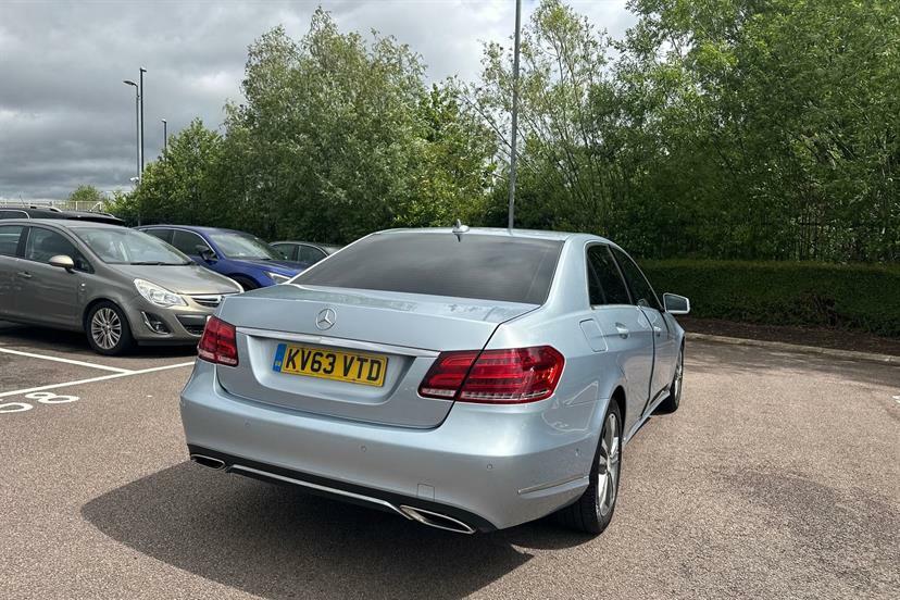Mercedes-Benz E Class E250 Cgi Blueefficiency Sport Black #20