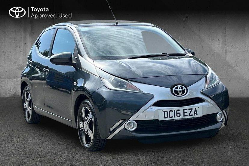Toyota Aygo 1.0 Vvt-i X-clusiv 2 X-wave 68 DC16EZA Grey