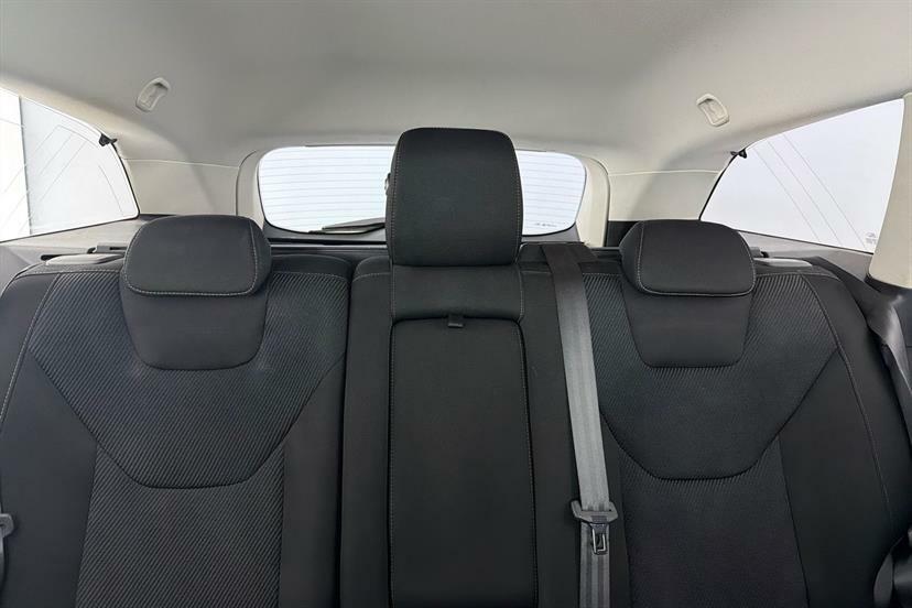 Ford Mondeo Titanium Tdci Silver #25