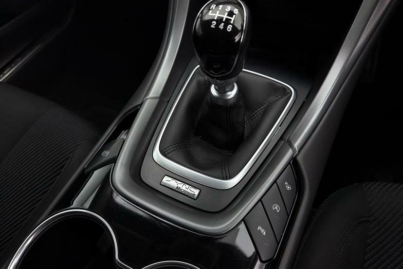 Ford Mondeo Titanium Tdci Silver #23