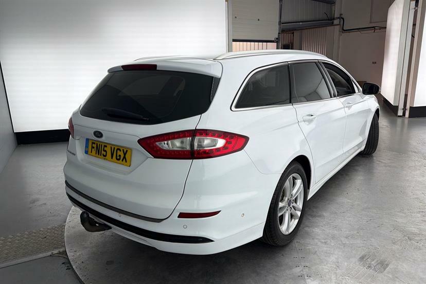 Ford Mondeo Titanium Tdci Silver #17