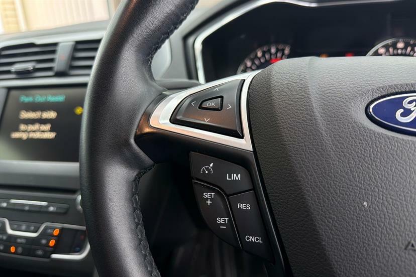 Ford Mondeo Titanium Tdci Silver #21