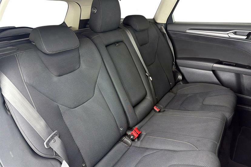 Ford Mondeo Titanium Tdci Silver #9