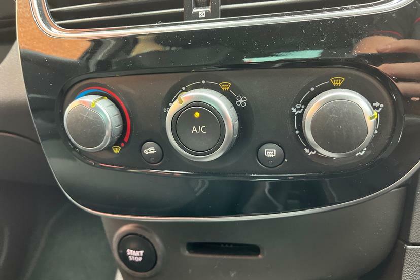 Renault Clio Clio Iconic Tce Blue #24