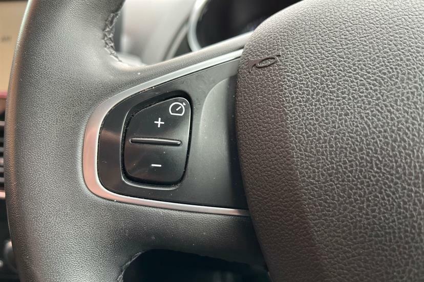 Renault Clio Clio Iconic Tce Blue #17