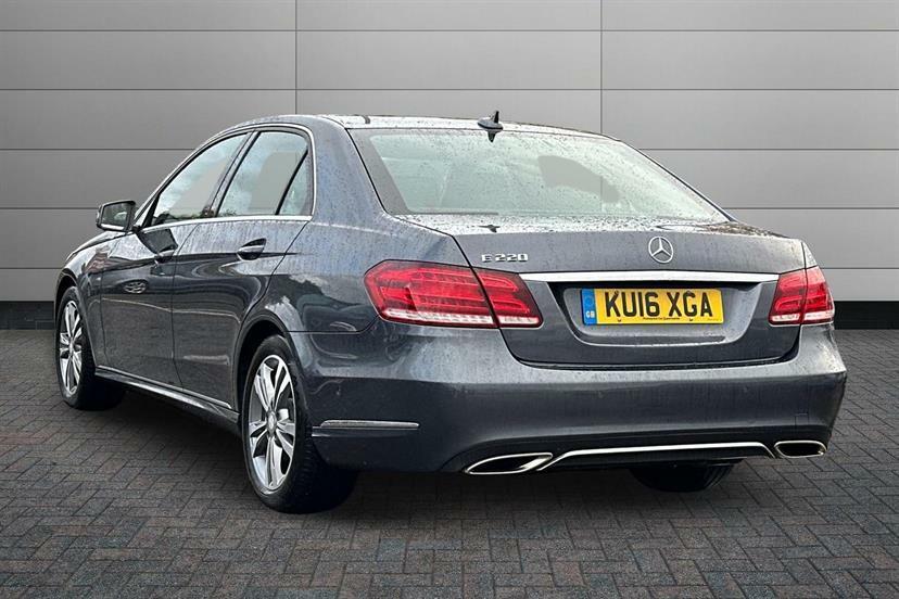 Mercedes-Benz E Class E220 Bluetec Se 7G-tronic Grey #2