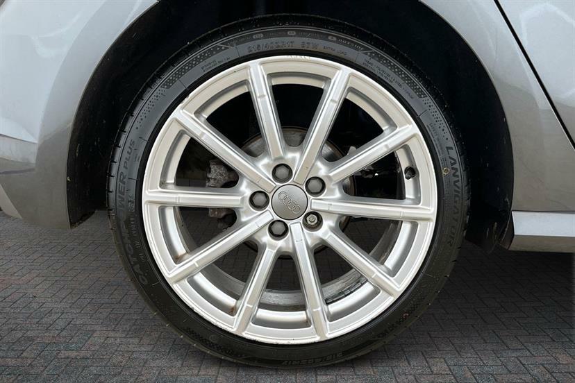 Audi A1 1.6 Tdi S Line S Tronic Grey #5