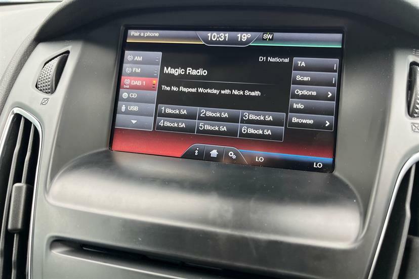 Ford Focus 1.6 Zetec S Powershift Euro 6 Black #17