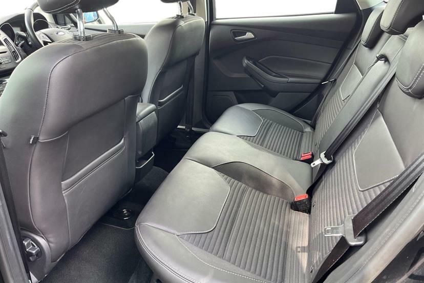 Ford Focus 1.6 Zetec S Powershift Euro 6 Black #10