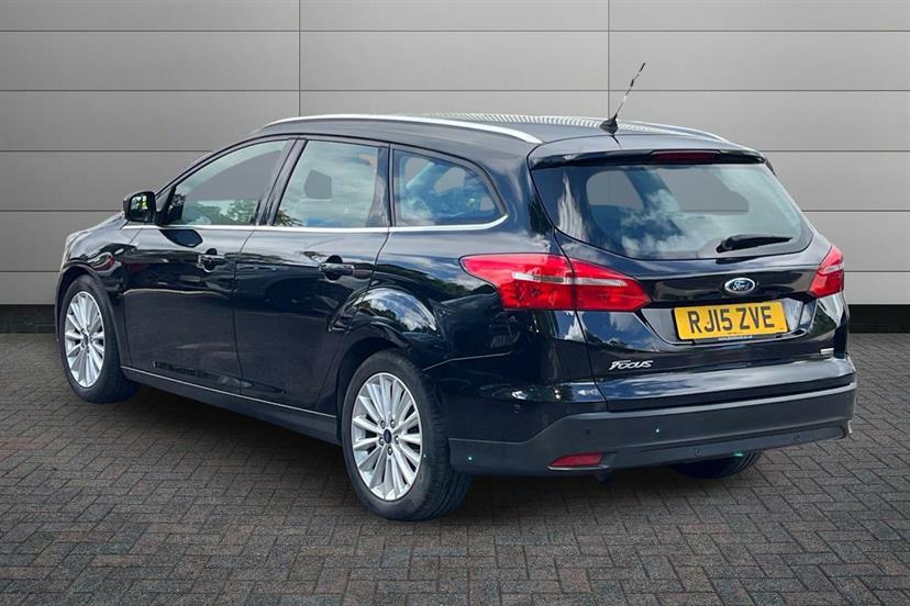 Ford Focus 1.0 Ecoboost 125 Titanium X Black #3