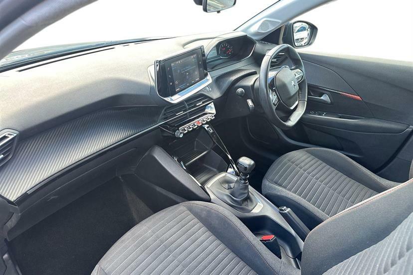 Peugeot 208 1.2 Puretech 100 Active Black #2