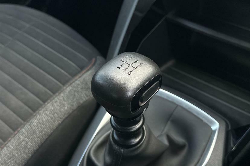Peugeot 208 1.2 Puretech Active Hatchback #19
