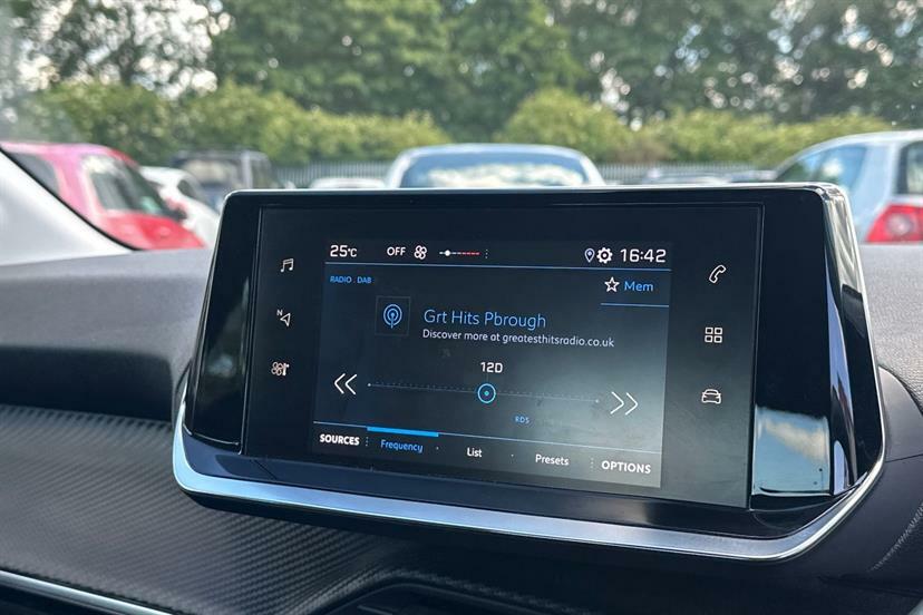 Peugeot 208 1.2 Puretech Active Hatchback #13
