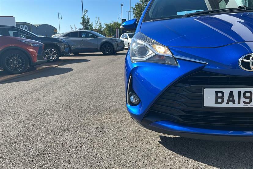 Toyota Yaris Excel Red #43
