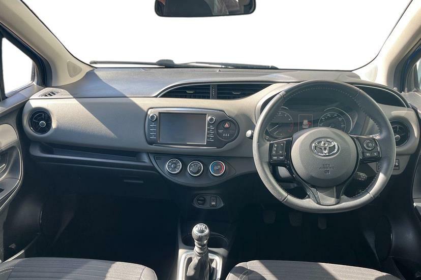 Toyota Yaris Excel Red #6