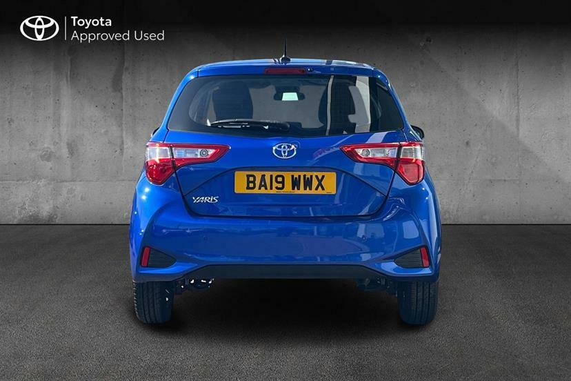 Toyota Yaris Excel Red #12