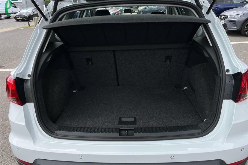 Seat Arona Se Technology Red #9