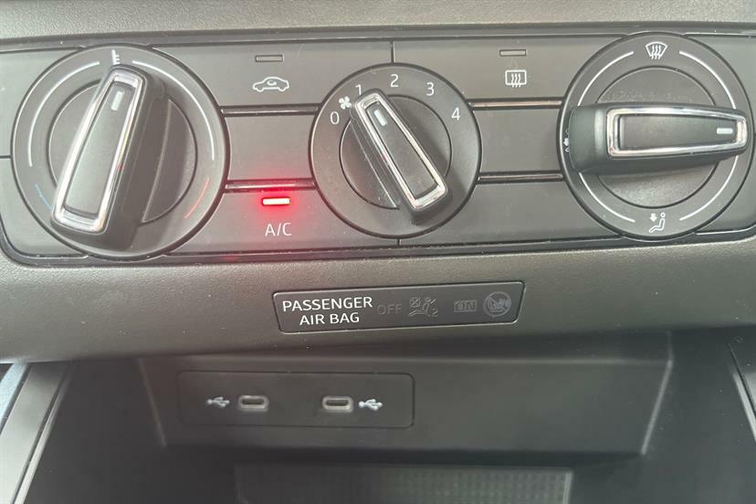 Seat Arona Se Technology Red #35