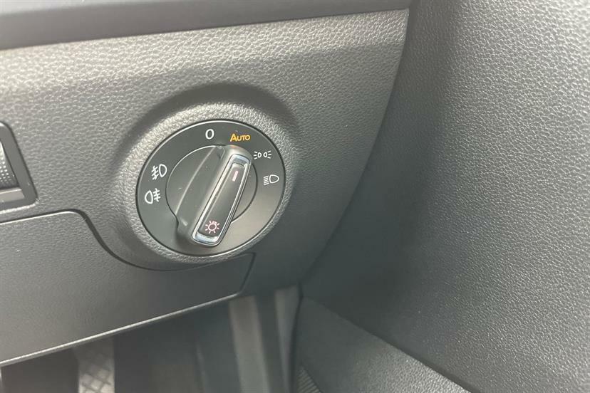 Seat Arona Se Technology Red #17