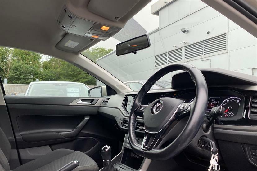 Volkswagen Polo Se Black #43