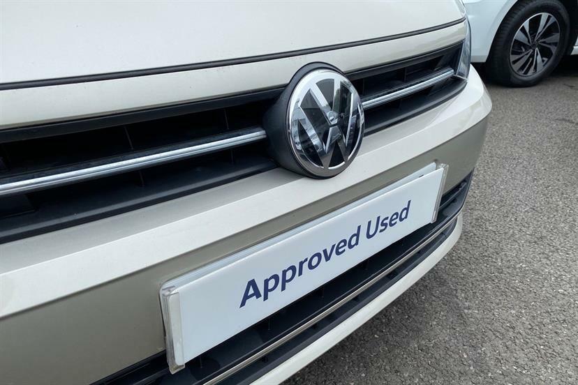 Volkswagen Polo Se Black #16
