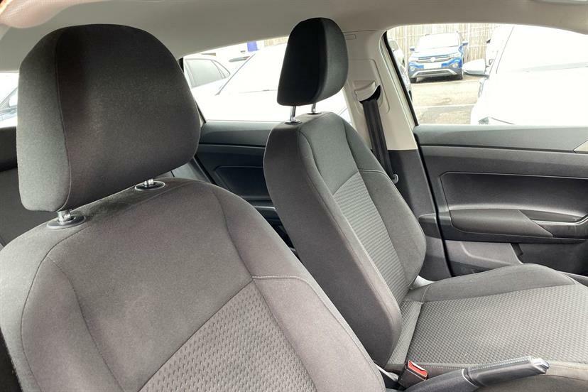 Volkswagen Polo Se Black #46