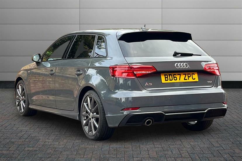 Audi A3 1.6 Tdi 116 Black Edition S Tronic Grey #3