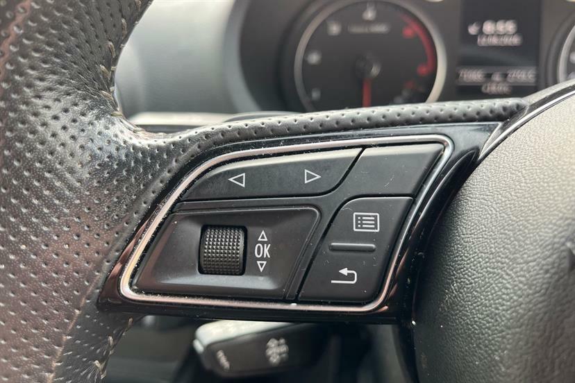 Audi A3 1.6 Tdi 116 Se Silver #16