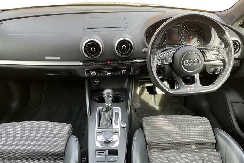Audi A3 1.6 Tdi 116 Black Edition S Tronic Grey #6