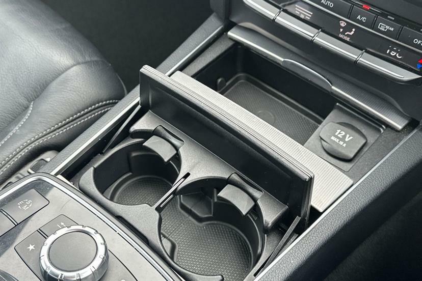 Mercedes-Benz E Class E220d Se 9G-tronic Silver #21