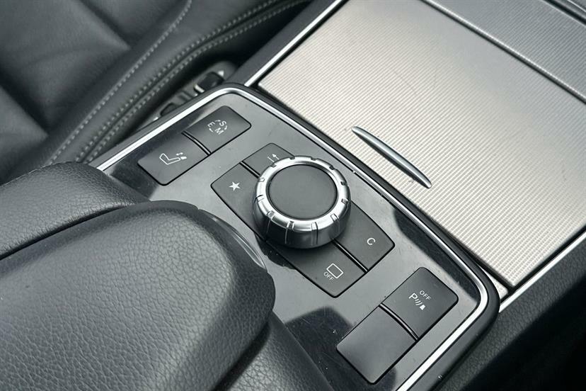Mercedes-Benz E Class E220d Se 9G-tronic Silver #22