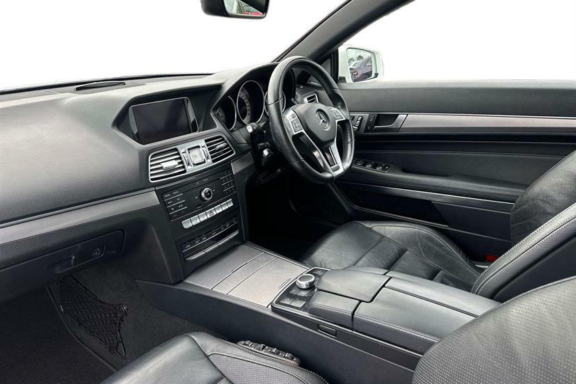 Mercedes-Benz E Class E350 Bluetec Amg Line Premium 9G-tronic White #2