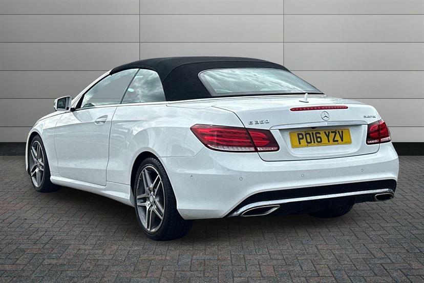 Mercedes-Benz E Class E350 Bluetec Amg Line Premium 9G-tronic White #3