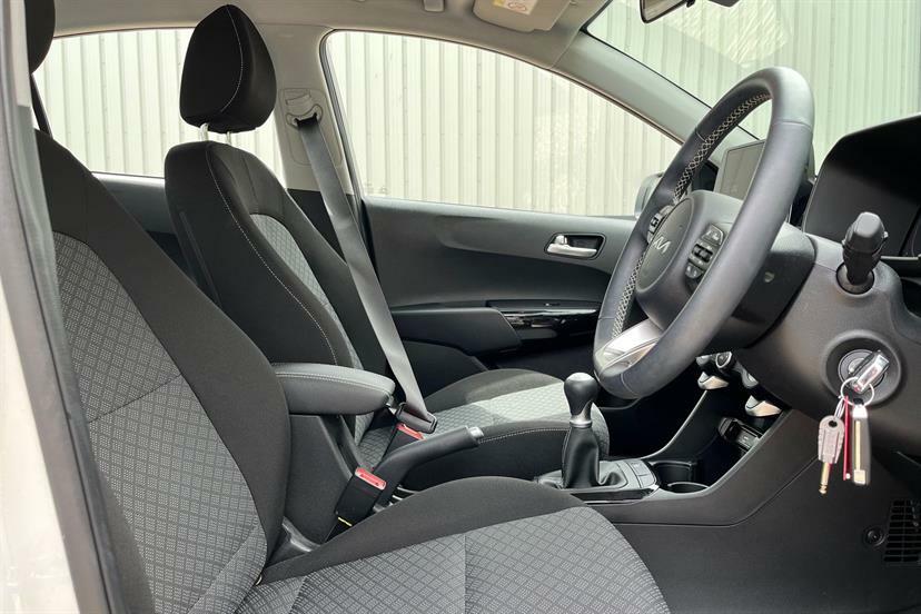 Kia Picanto Gt-line White #20