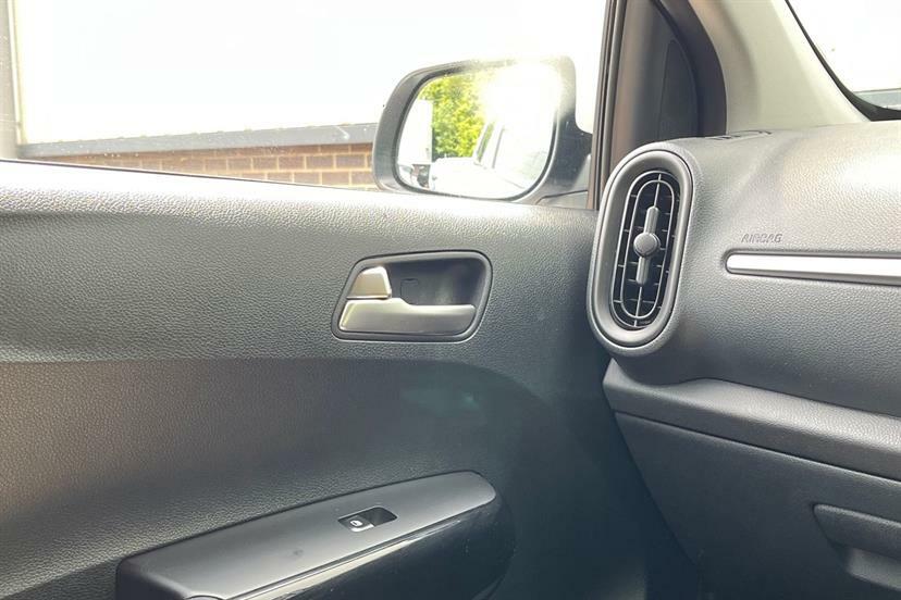 Kia Picanto Gt-line White #33
