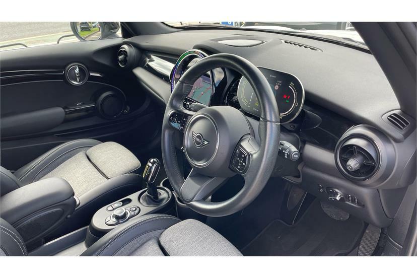 Mini Hatch 1.5 Cooper Classic Nav Pack Blue #6