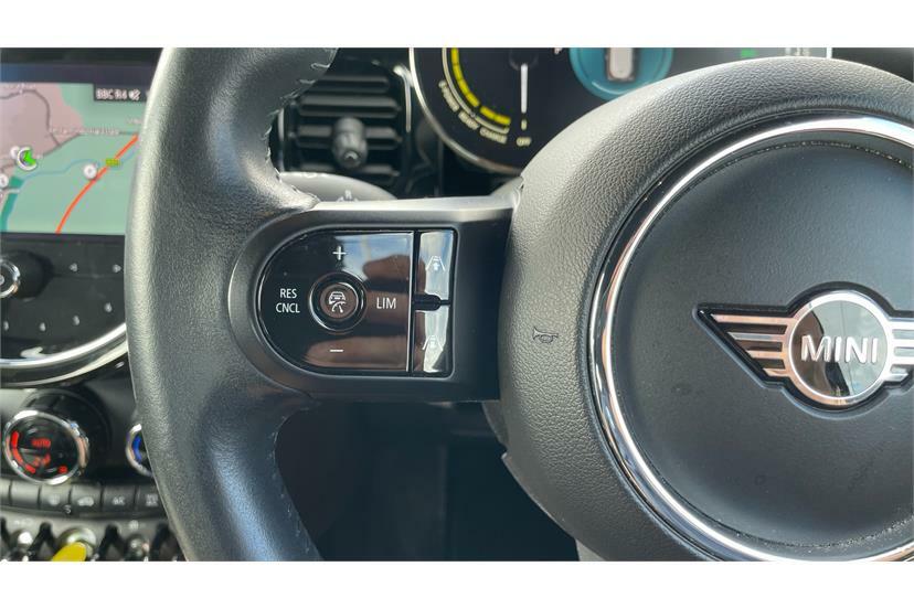 Mini Hatch 1.5 Cooper Classic Nav Pack Blue #17