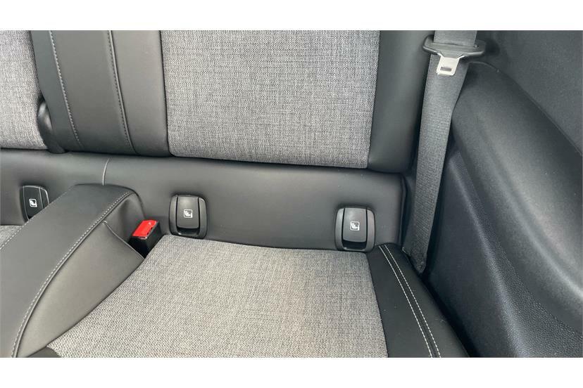 Mini Hatch 1.5 Cooper Classic Nav Pack Blue #31