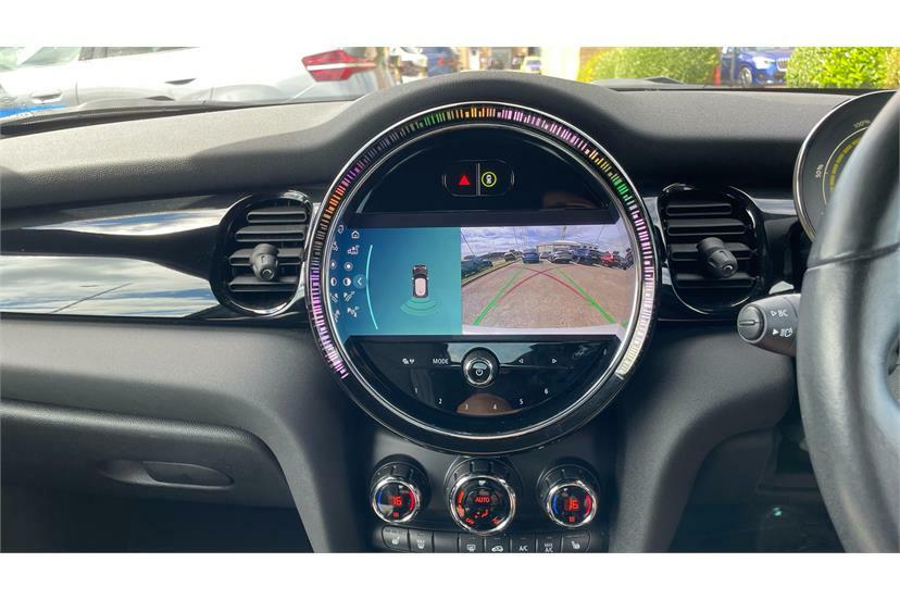 Mini Hatch 1.5 Cooper Classic Nav Pack Blue #40