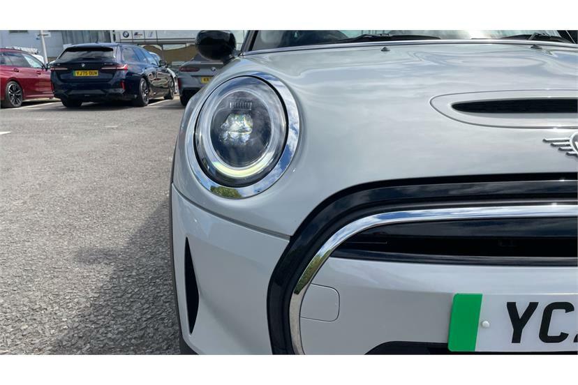 Mini Hatch 1.5 Cooper Classic Nav Pack Blue #21