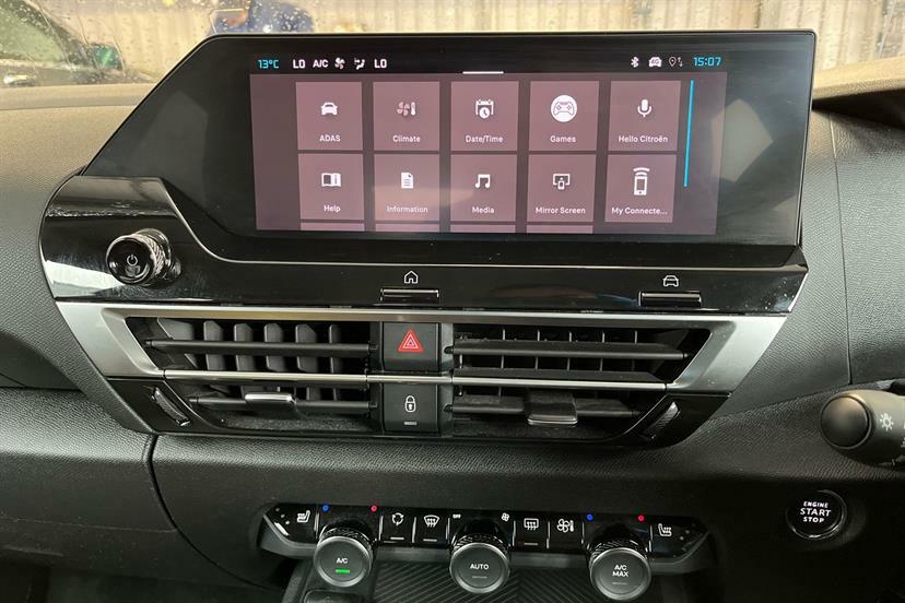Citroen C4 1.2 Puretech 130 Max White #22