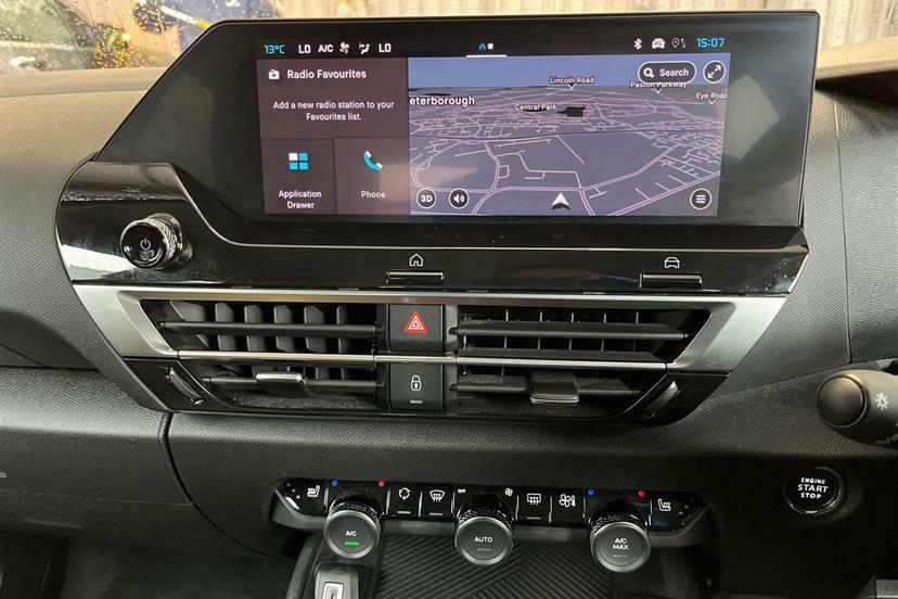 Citroen C4 1.2 Puretech 130 Max White #21