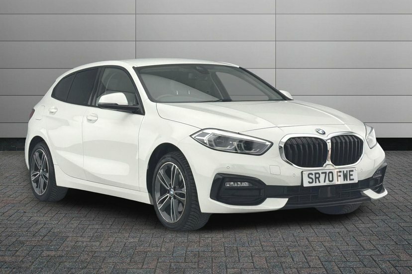 BMW 1 Series 1.5 118I Sport Hatchback 140 Ps SR70FWE White