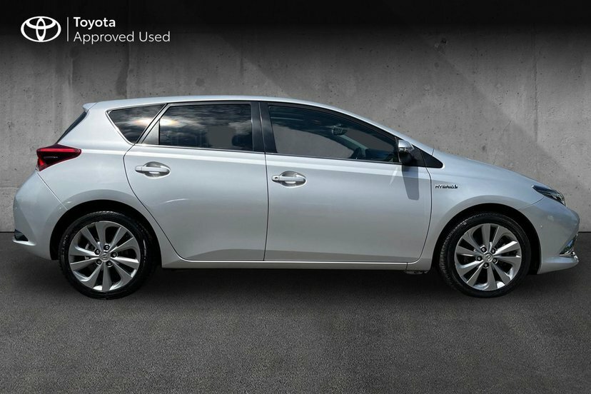 Toyota Auris 1.8 Vvt-h Excel Hatchback Hybrid Cvt 1 DE68HYL Silver #4