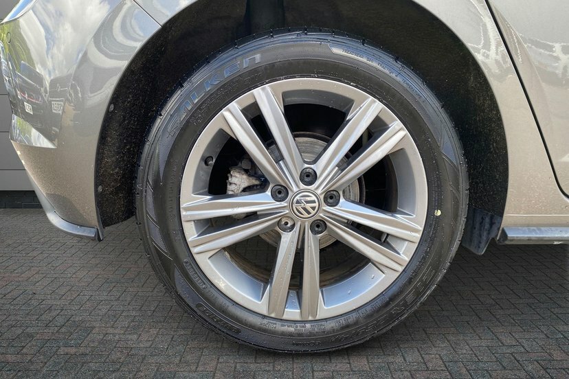 Volkswagen Polo 1.0 Tsi R-line Hatchback 110 Ps ML70XKH Grey #5