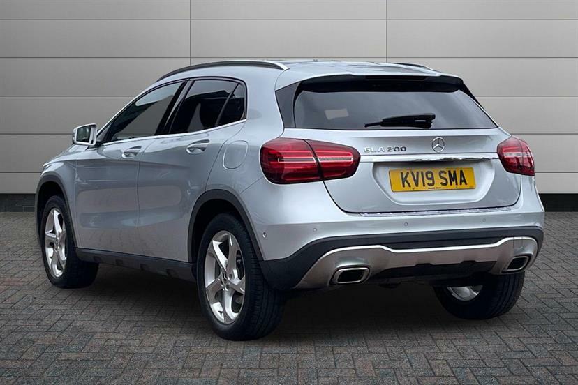 Mercedes-Benz GLA Class 200 Sport Premium Plus Silver #2