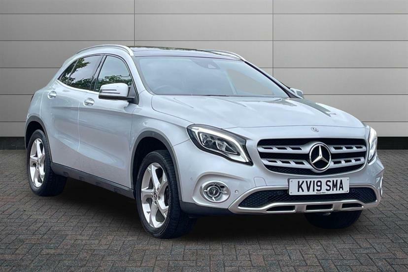 Mercedes-Benz GLA Class 200 Sport Premium Plus Silver