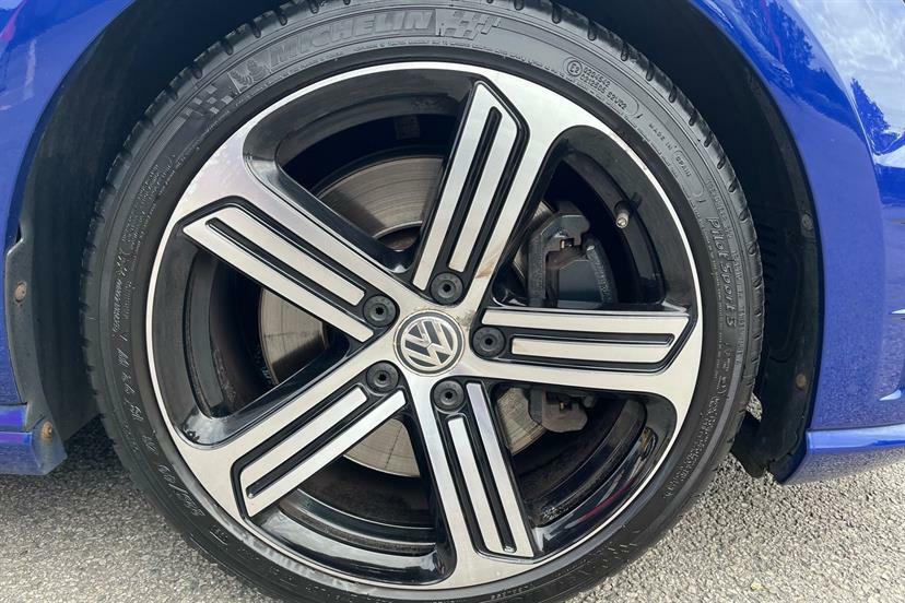 Volkswagen Golf Match Tdi Bluemotion Technology Black #18